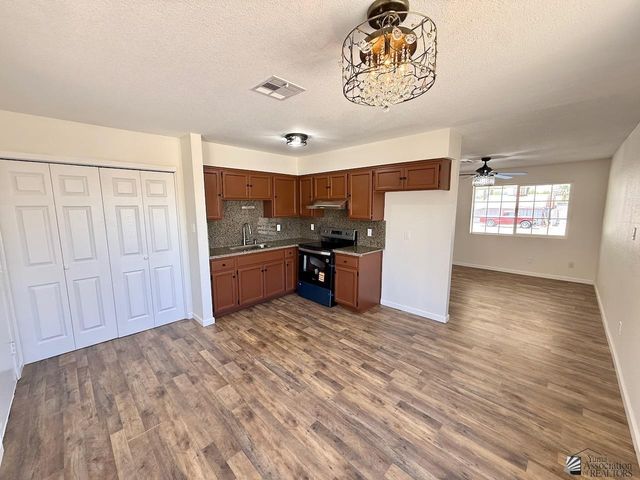 321 S 28 Ave, Yuma, AZ 85364