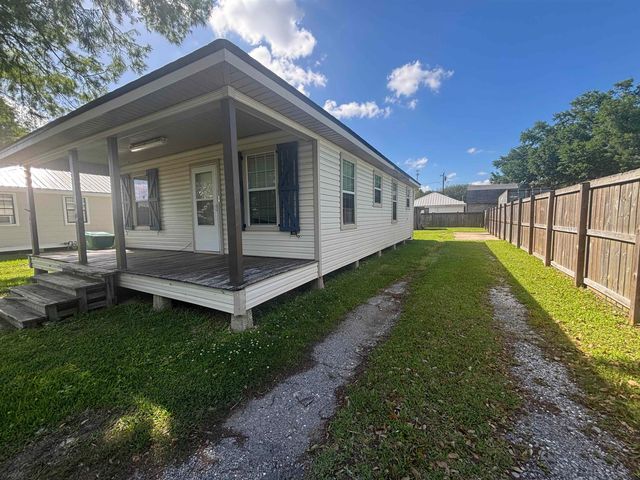 136 Catherine St, Lockport, LA 70374