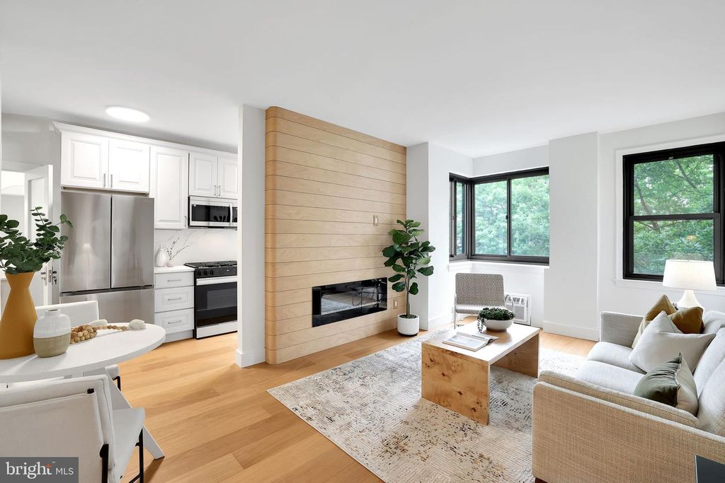 1010 25th St NW Apt 405, Washington, DC 20037
