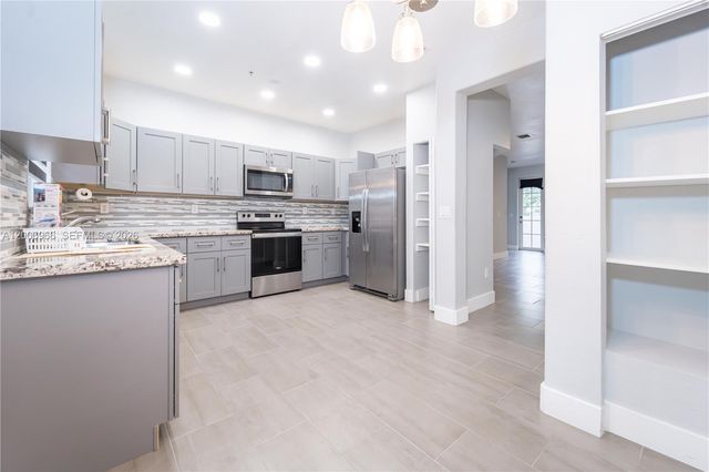 3515 Shoma Dr 3515, Royal Palm Beach, FL 33414