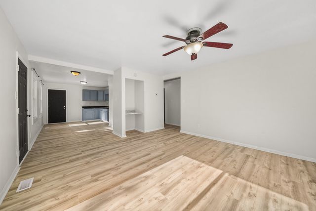 2011 219th Street, Sauk Village, IL 60411