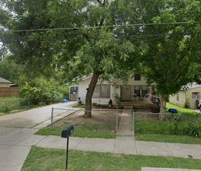 726 Helena Street, Dallas, TX 75217