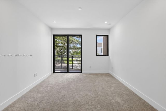 4101 N Oak Pl, Dania Beach, FL 33314