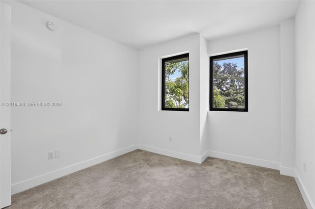 4101 N Oak Pl, Dania Beach, FL 33314
