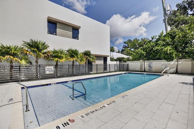 4101 N Oak Pl, Dania Beach, FL 33314