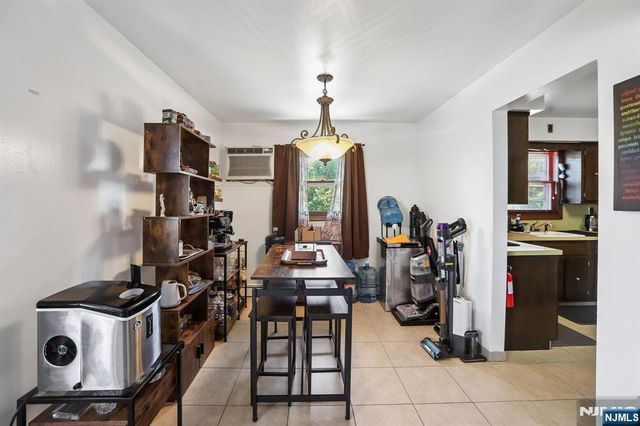 355 Chestnut Avenue, South Hackensack, NJ 07606