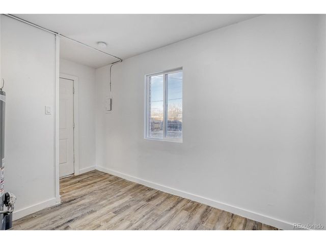 1240 Xanadu St, Aurora, CO 80011