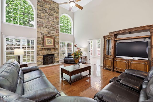 10200 Thoughtful Spot Way, Raleigh, NC 27614