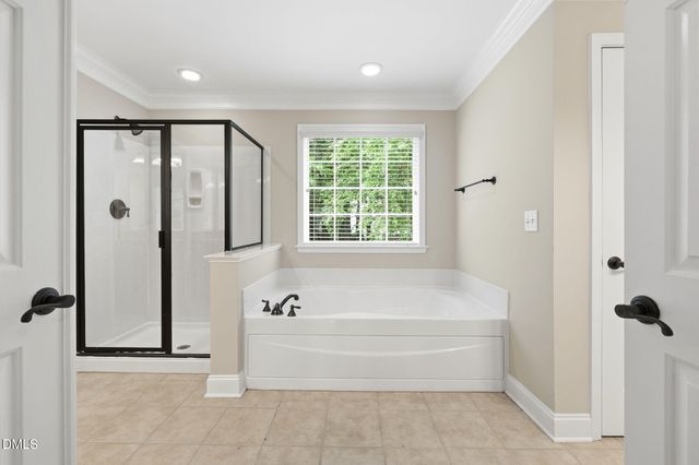 10200 Thoughtful Spot Way, Raleigh, NC 27614