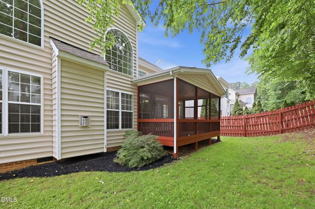 10200 Thoughtful Spot Way, Raleigh, NC 27614