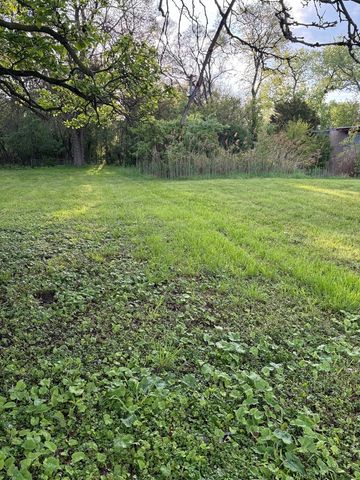 13526 S Kedzie Avenue, Robbins, IL 60472