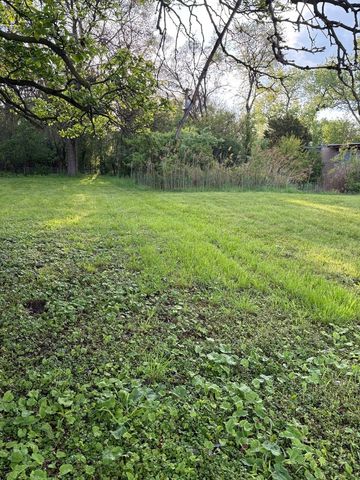 13526 S Kedzie Avenue, Robbins, IL 60472