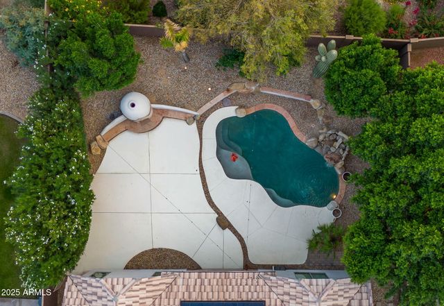 1831 E VALENCIA Drive, Phoenix, AZ 85042