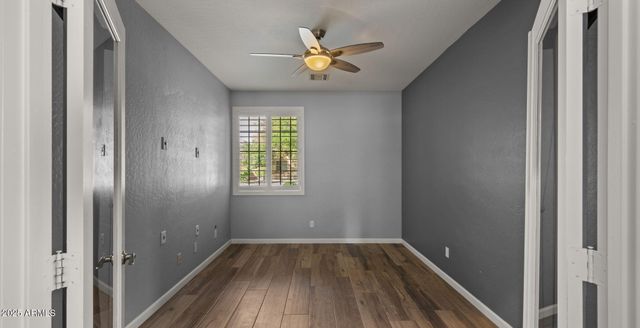 1831 E VALENCIA Drive, Phoenix, AZ 85042