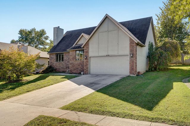 1978 W Williamsburg Street, Springfield, MO 65810