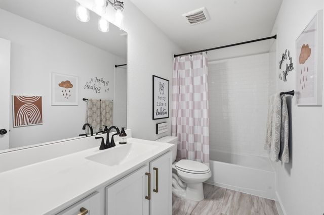 3905 Bluestem Boulevard, Denton, TX 76226