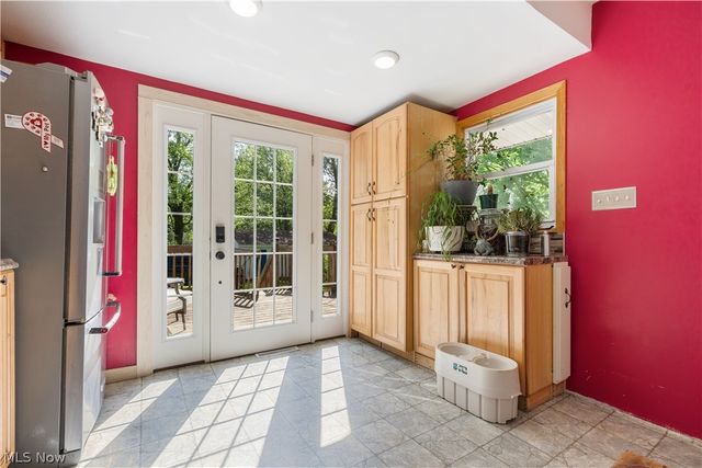 122 Southeast Avenue, Tallmadge, OH 44278