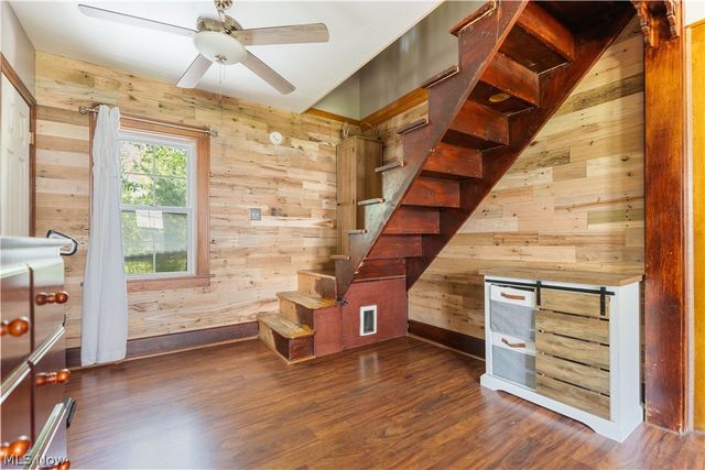 122 Southeast Avenue, Tallmadge, OH 44278