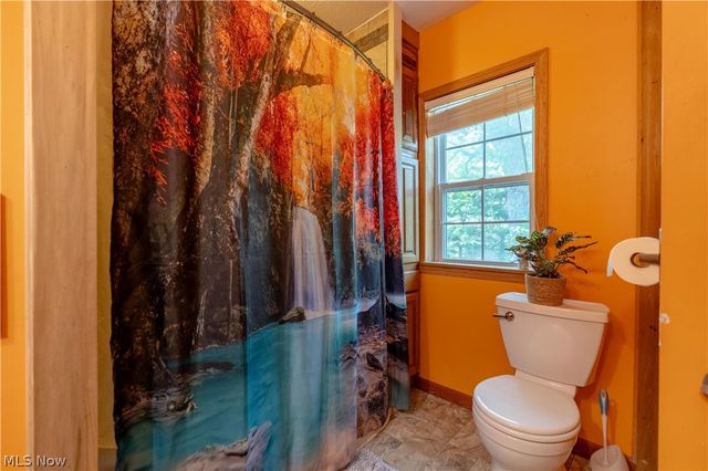122 Southeast Avenue, Tallmadge, OH 44278