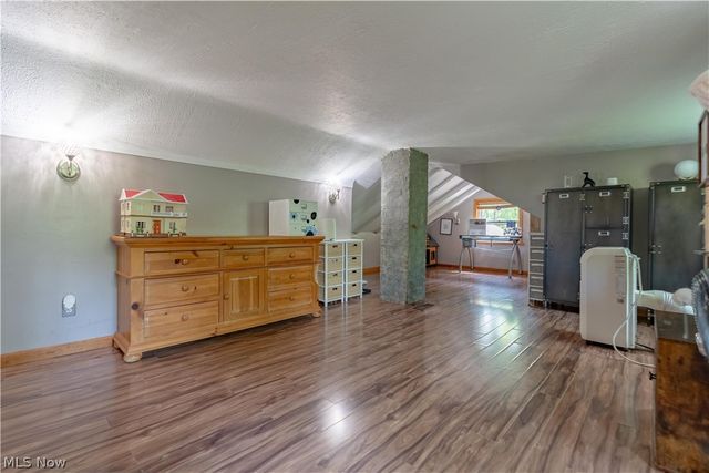 122 Southeast Avenue, Tallmadge, OH 44278