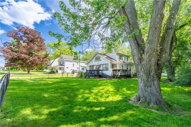 122 Southeast Avenue, Tallmadge, OH 44278