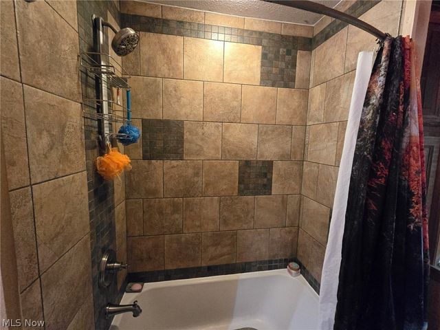 122 Southeast Avenue, Tallmadge, OH 44278