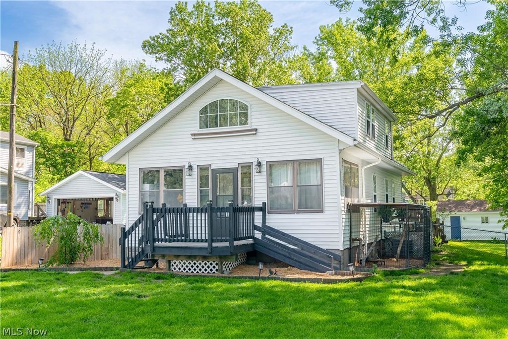 122 Southeast Avenue, Tallmadge, OH 44278