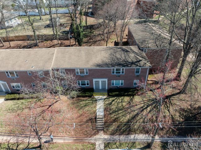 5 York Drive 5B, Edison, NJ 08817
