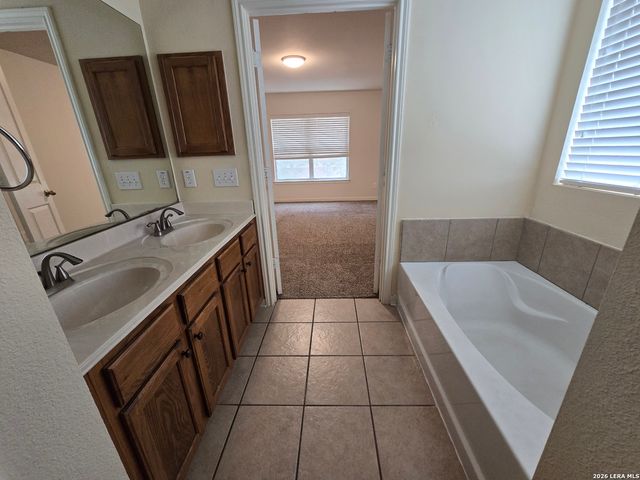 13106 Vegas View, San Antonio, TX 78233