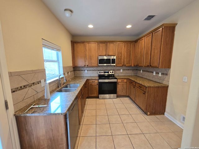13106 Vegas View, San Antonio, TX 78233