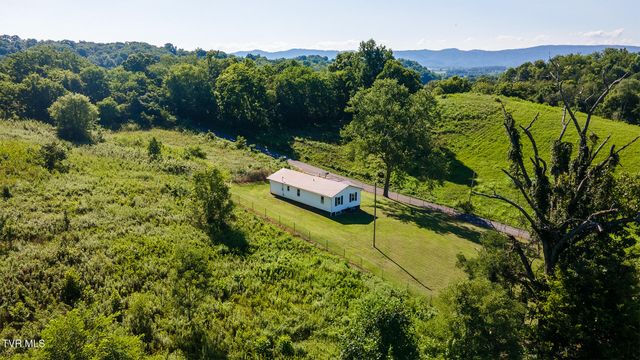1224 Sulphur Springs Loop, Greeneville, TN 37745