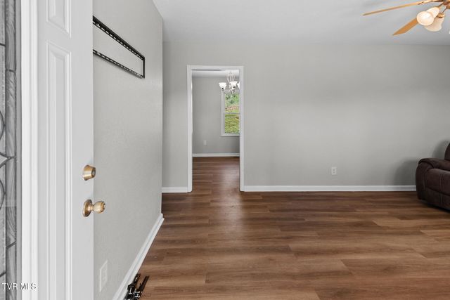 1224 Sulphur Springs Loop, Greeneville, TN 37745