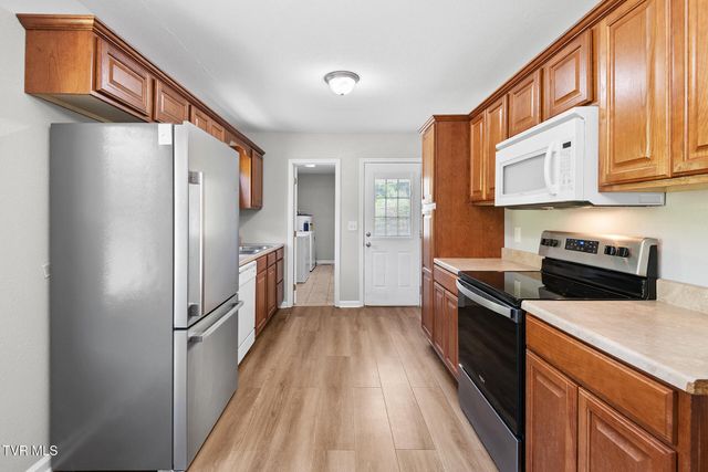1224 Sulphur Springs Loop, Greeneville, TN 37745