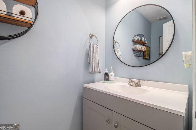 205 Winding River Drive B, Atlanta, GA 30350