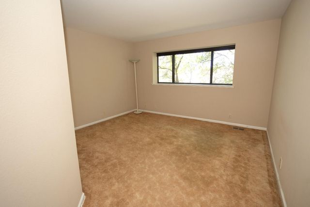 6415 Fairway Ct, Auburn, CA 95602