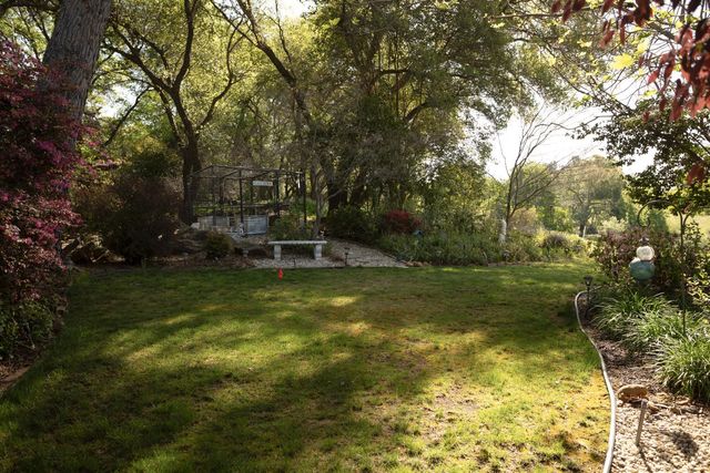 6415 Fairway Ct, Auburn, CA 95602