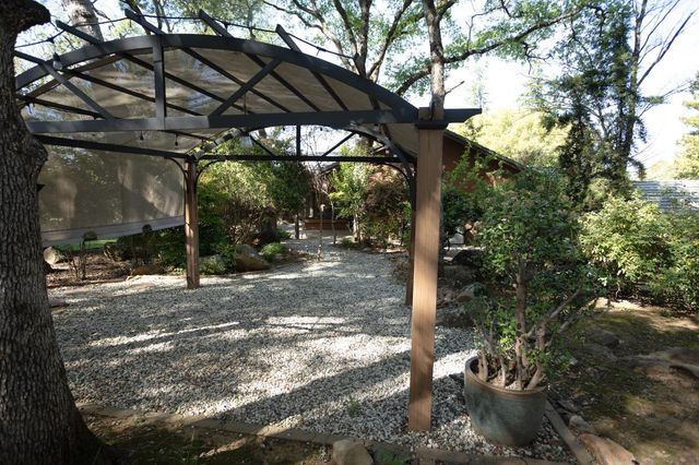 6415 Fairway Ct, Auburn, CA 95602