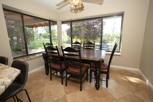 6415 Fairway Ct, Auburn, CA 95602