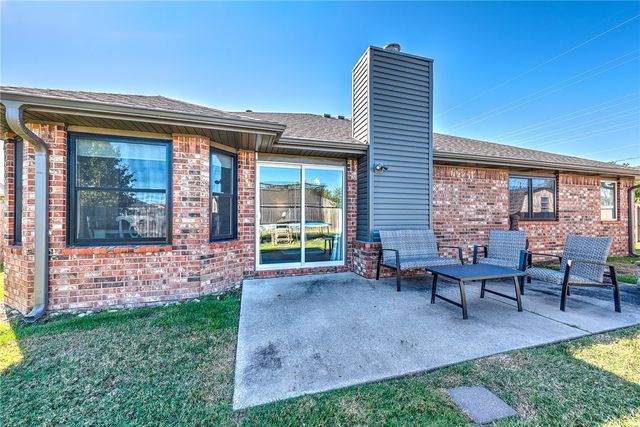 1 Greenridge Lane, Bentonville, AR 72712