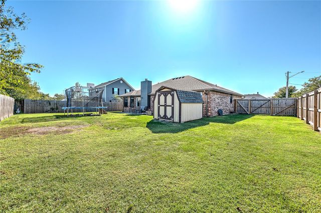 1 Greenridge Lane, Bentonville, AR 72712