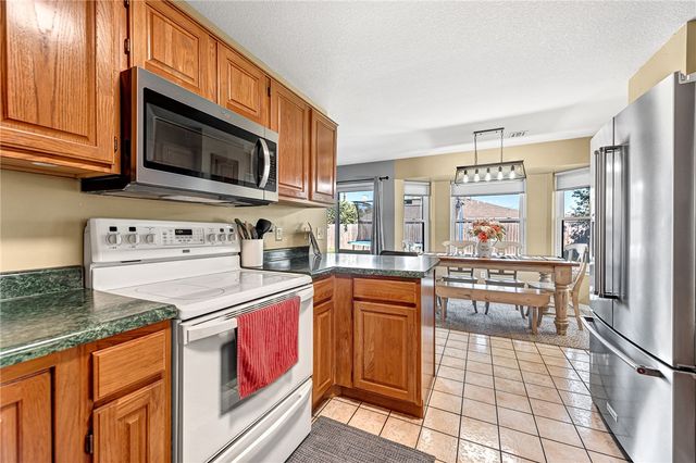 1 Greenridge Lane, Bentonville, AR 72712