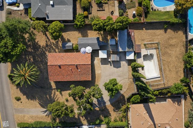4304 Seven Hills Rd, Castro Valley, CA 94546