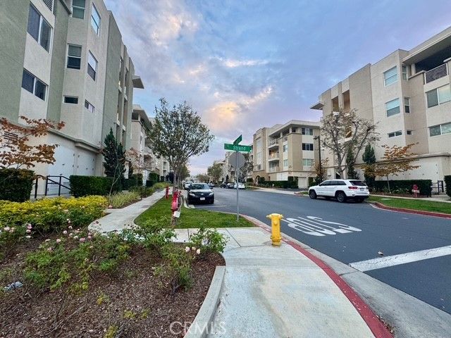 5450 Strand 202, Hawthorne, CA 90250