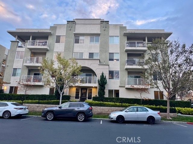 5450 Strand 202, Hawthorne, CA 90250