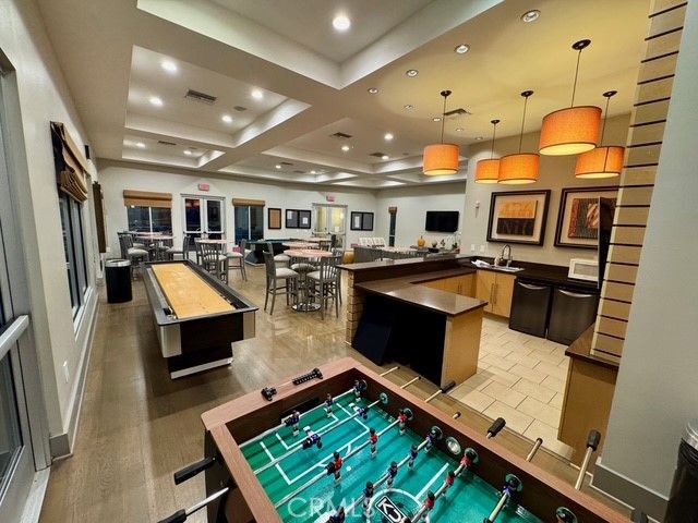 5450 Strand 202, Hawthorne, CA 90250