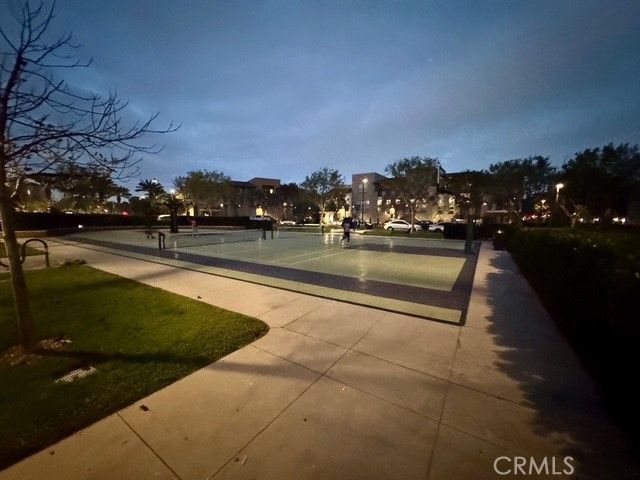 5450 Strand 202, Hawthorne, CA 90250