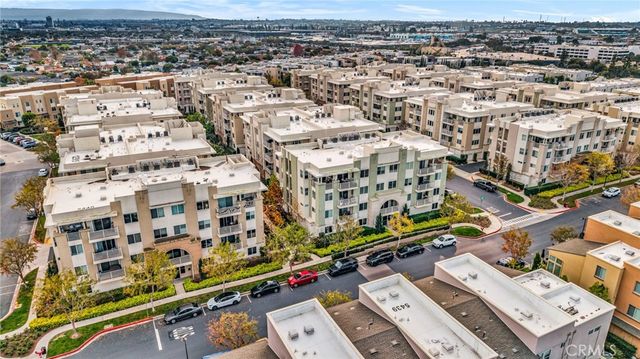 5450 Strand 202, Hawthorne, CA 90250