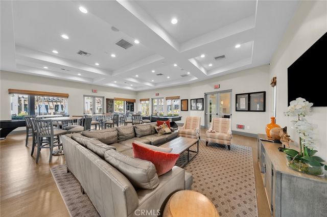 5450 Strand 202, Hawthorne, CA 90250