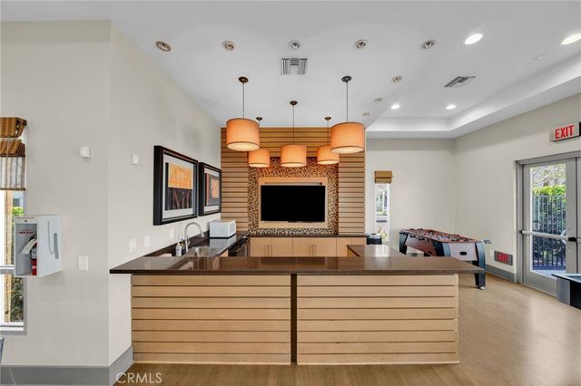 5450 Strand 202, Hawthorne, CA 90250