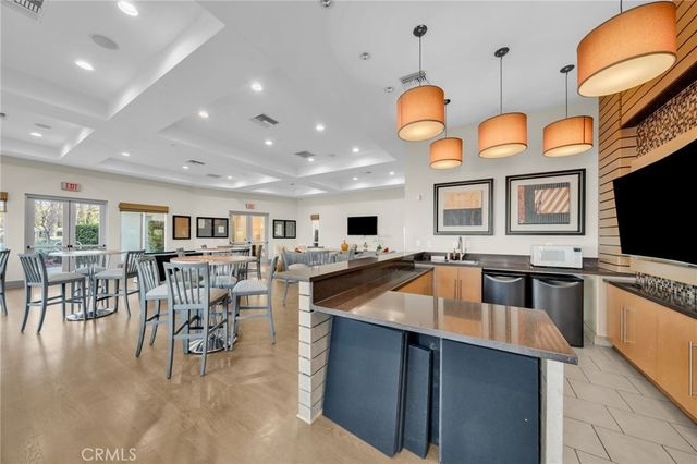 5450 Strand 202, Hawthorne, CA 90250